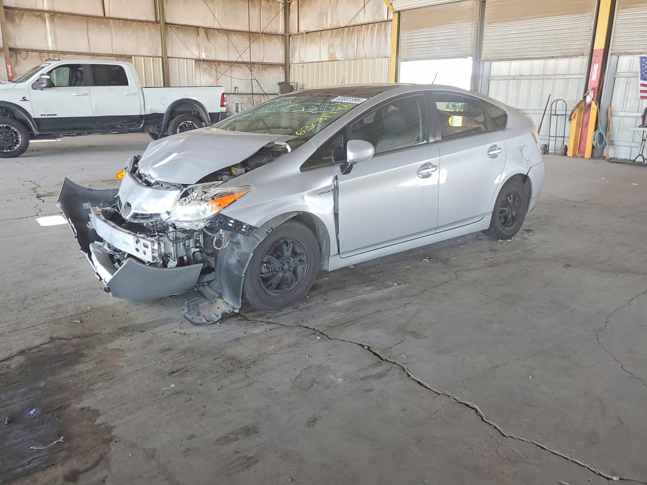 2012 TOYOTA PRIUS FOUR | JTDKN3DUXC5385728 | UPCARS