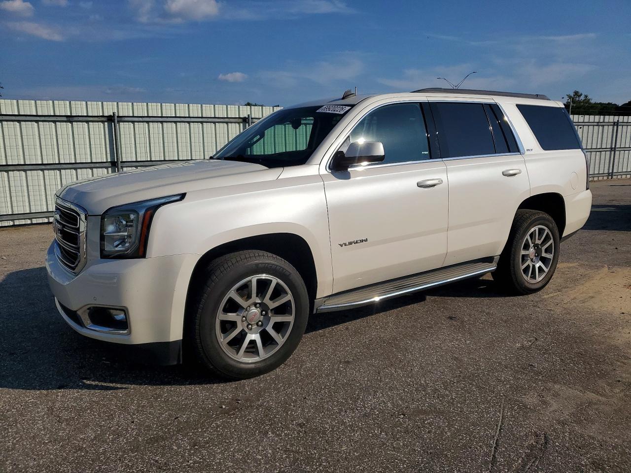 2015 GMC YUKON SLT | 1GKS2BKC3FR137545 | UPCARS