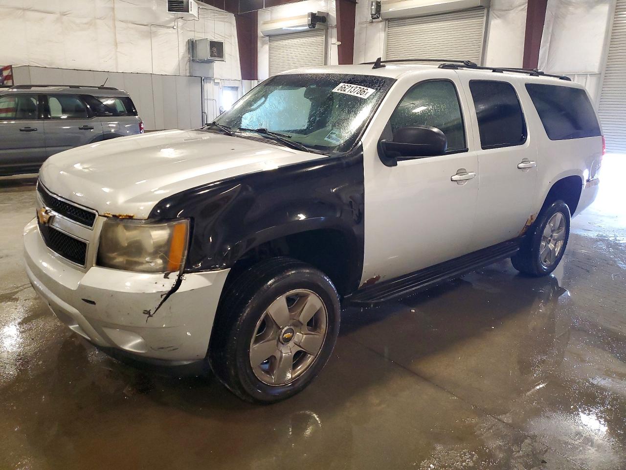 2011 CHEVROLET SUBURBAN K1500 LT | 1GNSKJE30BR209885 | UPCARS
