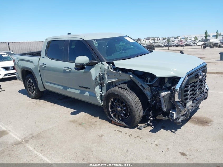2026 TOYOTA TUNDRA SR5 CREWMAX 5.5' BED | 5TFLA5DB3TX400780 | UPCARS