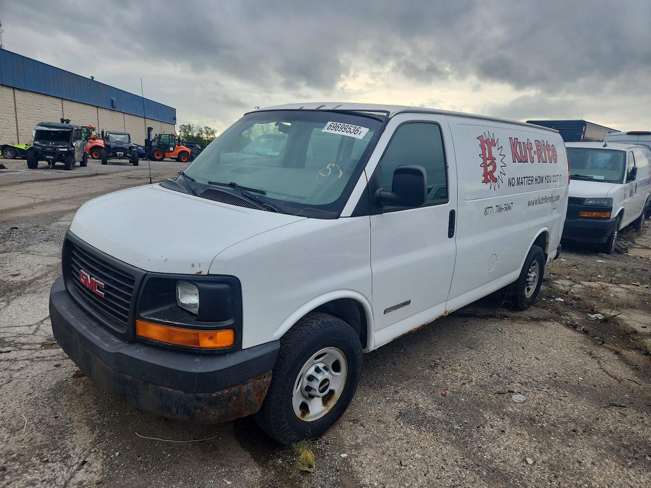 2006 GMC SAVANA G2500 | 1GTGG25V761146134 | UPCARS