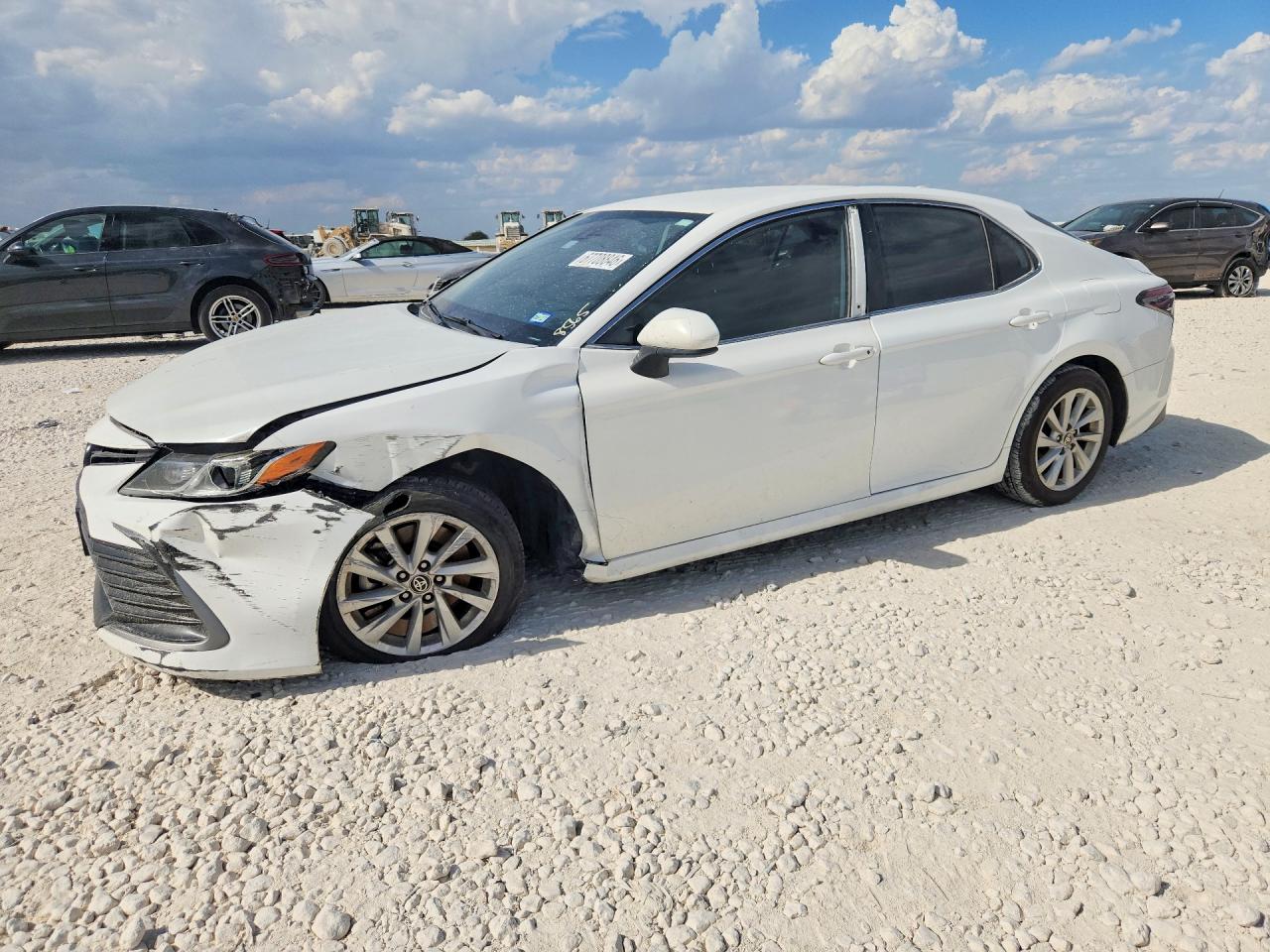 2022 TOYOTA CAMRY LE | 4T1C11AK1NU698565 | UPCARS