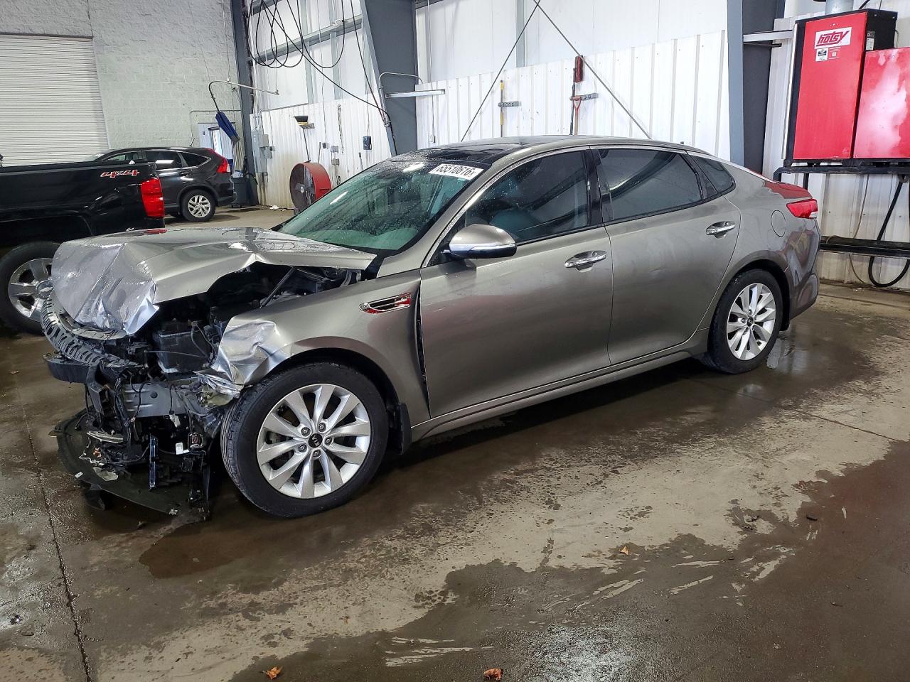 2016 KIA OPTIMA EX | 5XXGU4L30GG048140 | UPCARS