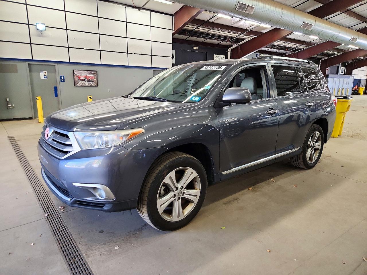 2011 TOYOTA HIGHLANDER LIMITED | 5TDDK3EH6BS068086 | UPCARS