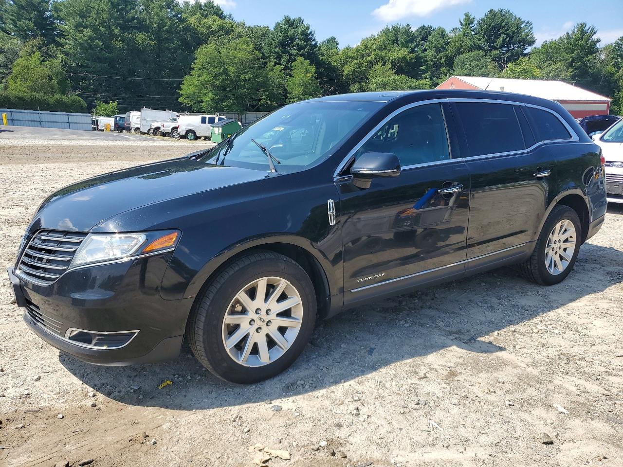 2017 LINCOLN MKT | 2LMHJ5NK9HBL00282 | UPCARS
