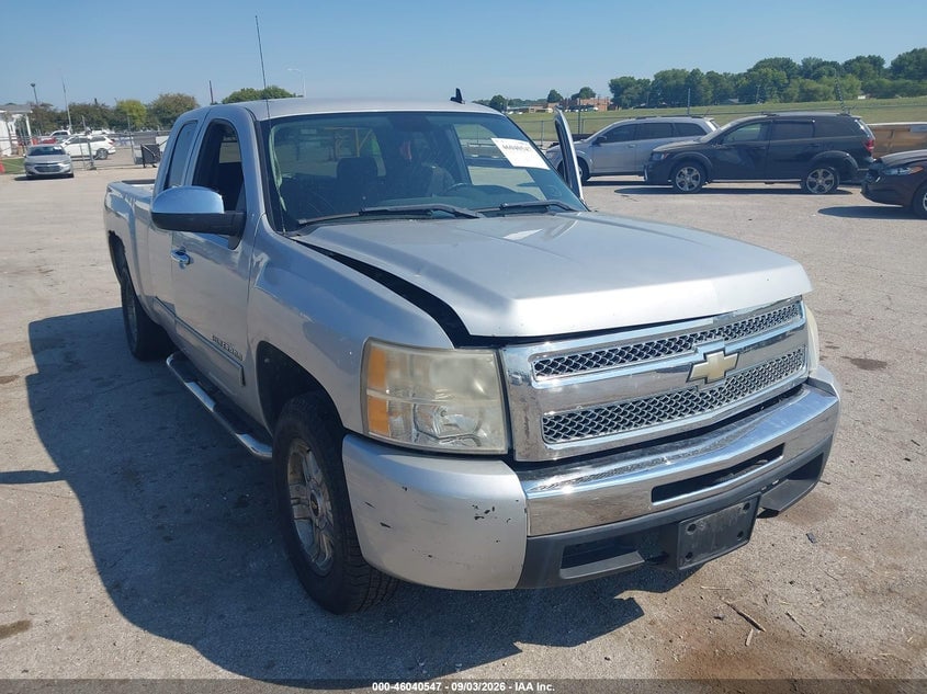 2010 CHEVROLET SILVERADO 1500 LT | 1GCSKSE33AZ198779 | UPCARS