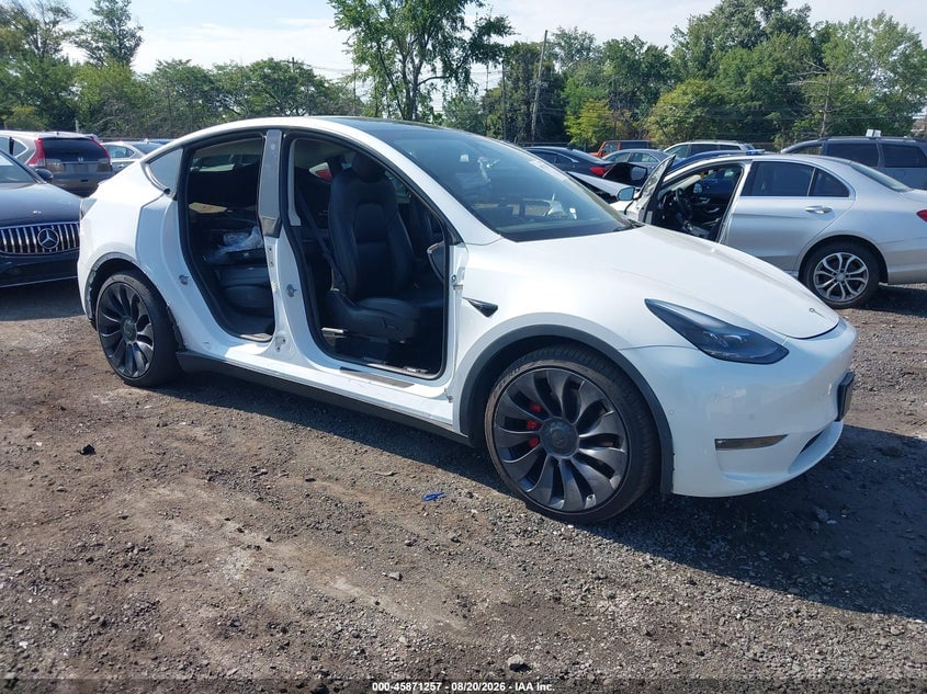2022 TESLA MODEL Y PERFORMANCE DUAL MOTOR ALL-WHEEL DRIVE | 7SAYGDEF4NF309033 | UPCARS