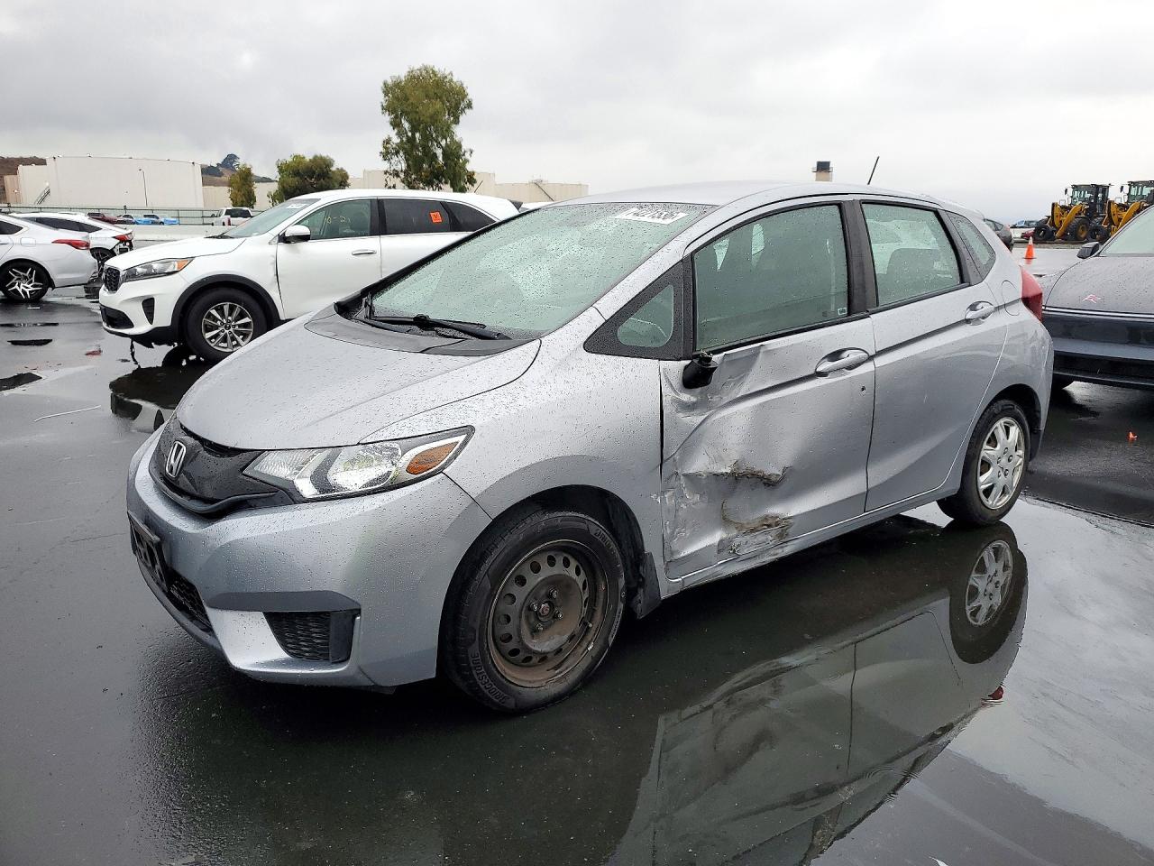 2017 HONDA FIT LX | 3HGGK5H57HM710948 | UPCARS