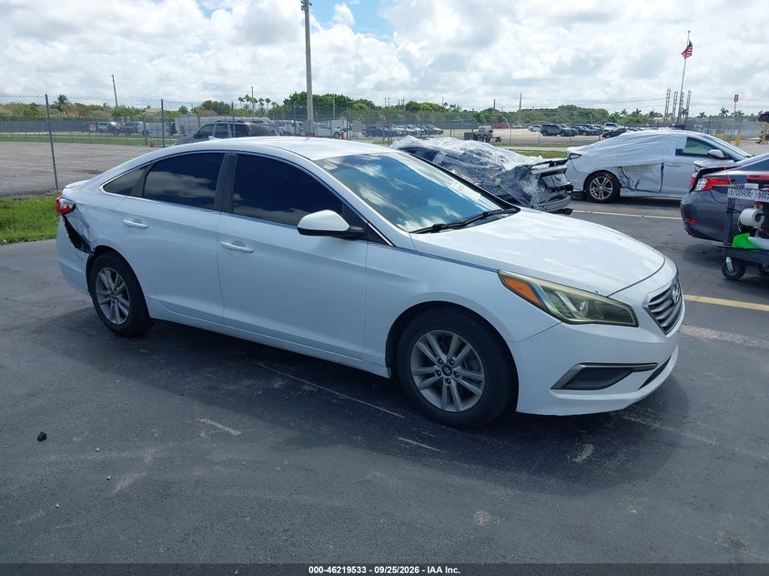 2016 HYUNDAI SONATA SE | 5NPE24AF3GH316452 | UPCARS