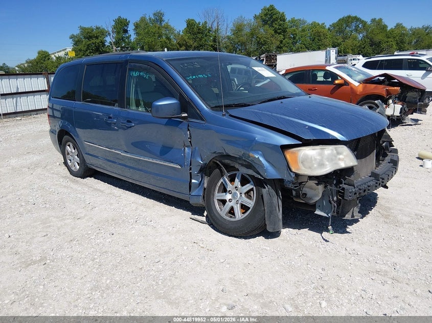 2011 CHRYSLER TOWN & COUNTRY TOURING | 2A4RR5DG0BR745657 | UPCARS