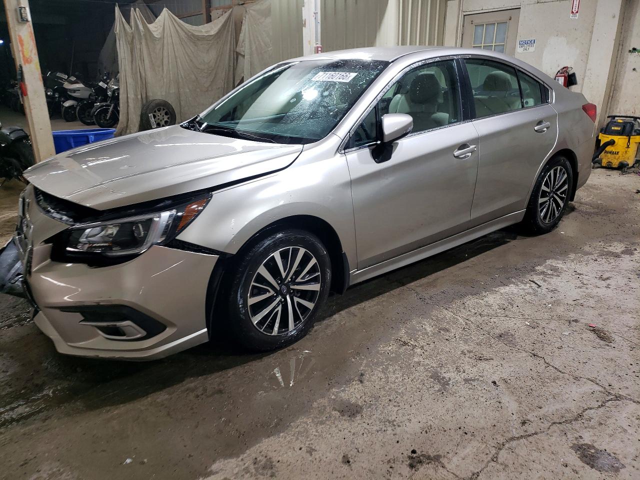 2018 SUBARU LEGACY 2.5I PREMIUM | 4S3BNAF64J3036544 | UPCARS