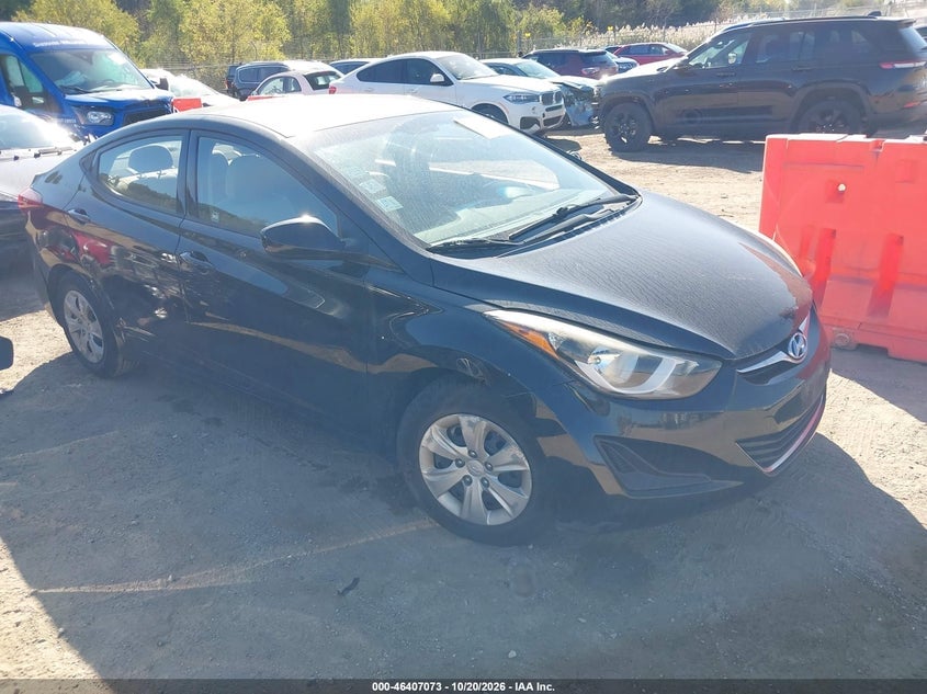2016 HYUNDAI ELANTRA SE | 5NPDH4AE2GH742392 | UPCARS