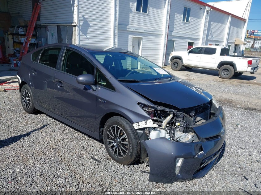 2015 TOYOTA PRIUS TWO | JTDKN3DU8F1878383 | UPCARS