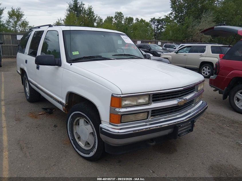 1996 CHEVROLET TAHOE K1500 | 1GNEK13R4TJ422374 | UPCARS