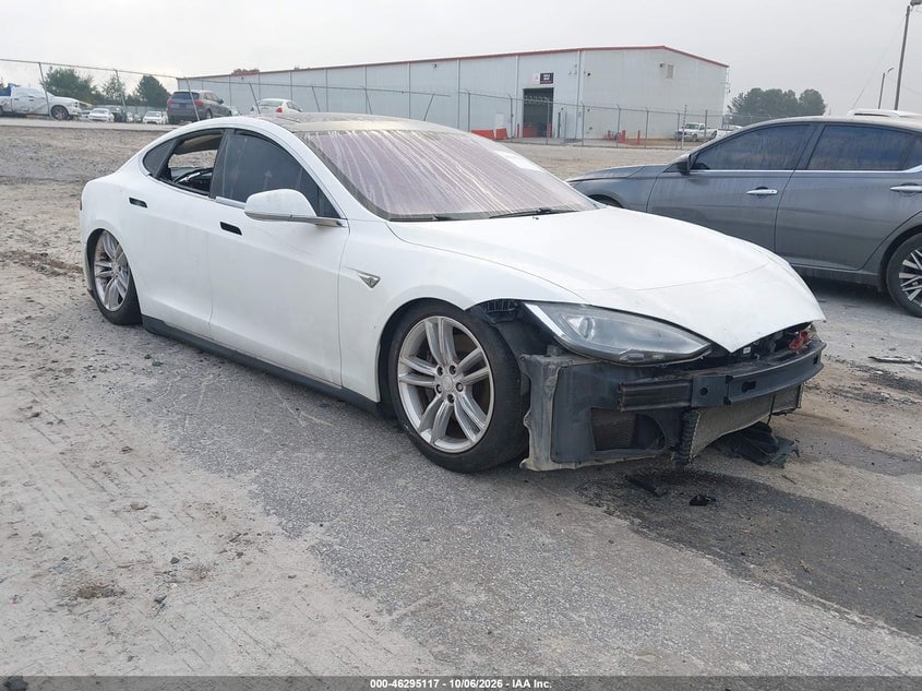 2013 TESLA MODEL S PERFORMANCE | 5YJSA1CP9DFP21848 | UPCARS