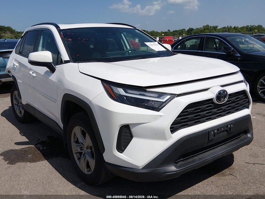2024 TOYOTA RAV4 XLE | 2T3W1RFVXRW361324 | UPCARS