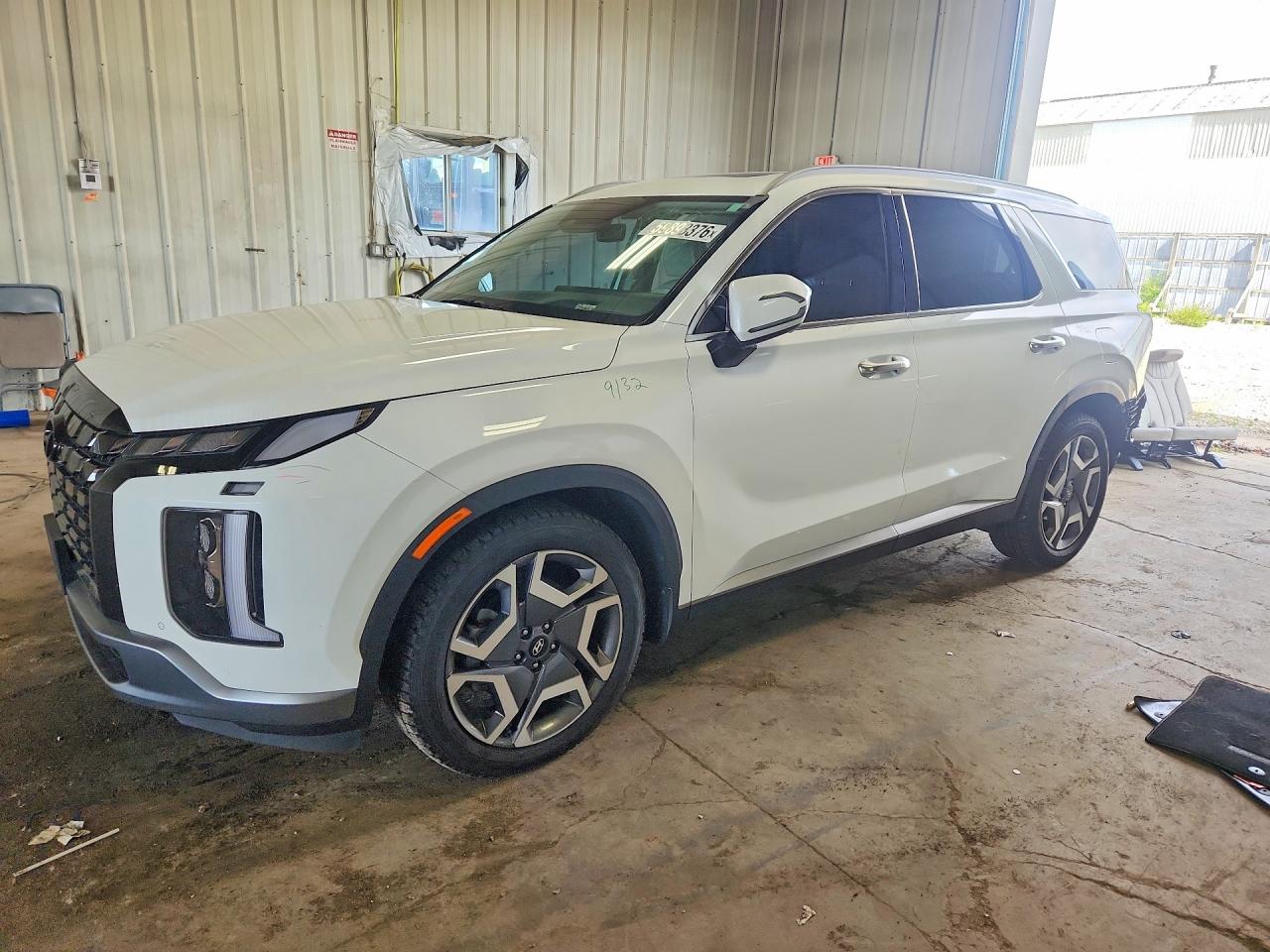 2023 HYUNDAI PALISADE LIMITED | KM8R5DGE5PU539973 | UPCARS