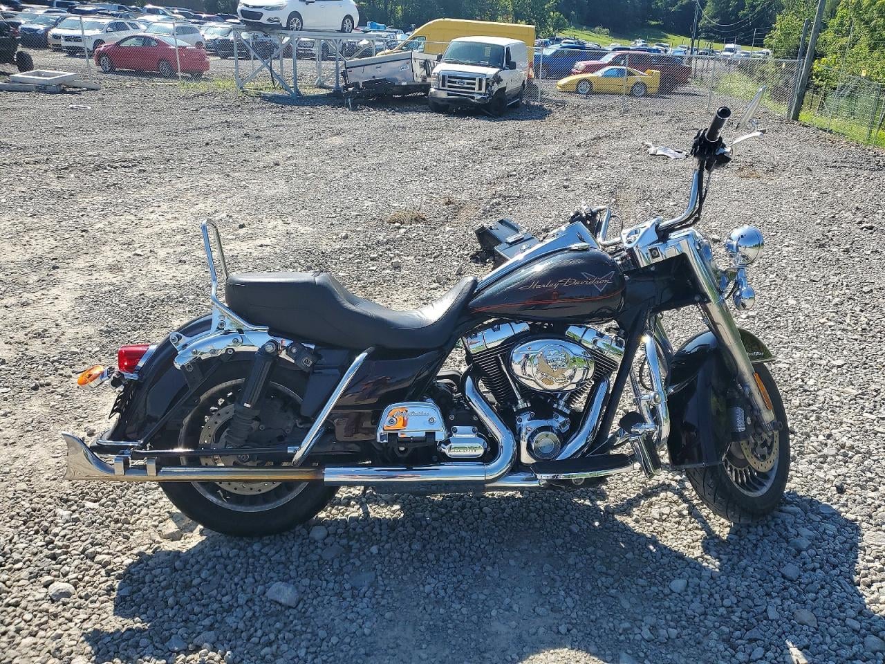 2011 HARLEY-DAVIDSON FL | 1HD1FB412BB667143 | UPCARS