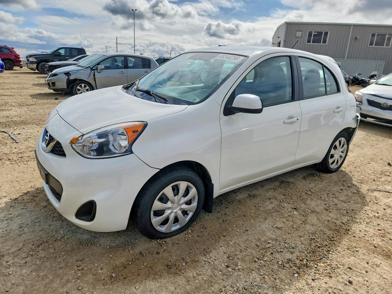 2015 NISSAN MICRA | 3N1CK3CP6FL211719 | UPCARS