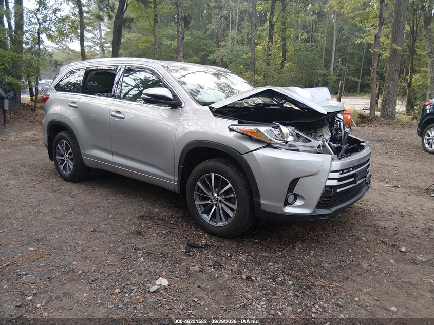 2018 TOYOTA HIGHLANDER XLE | 5TDJZRFH4JS532510 | UPCARS