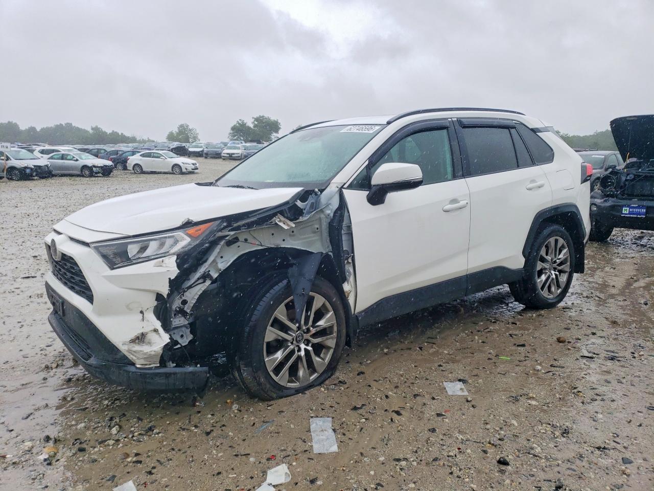 2020 TOYOTA RAV4 XLE PREMIUM | 2T3A1RFV4LW095154 | UPCARS