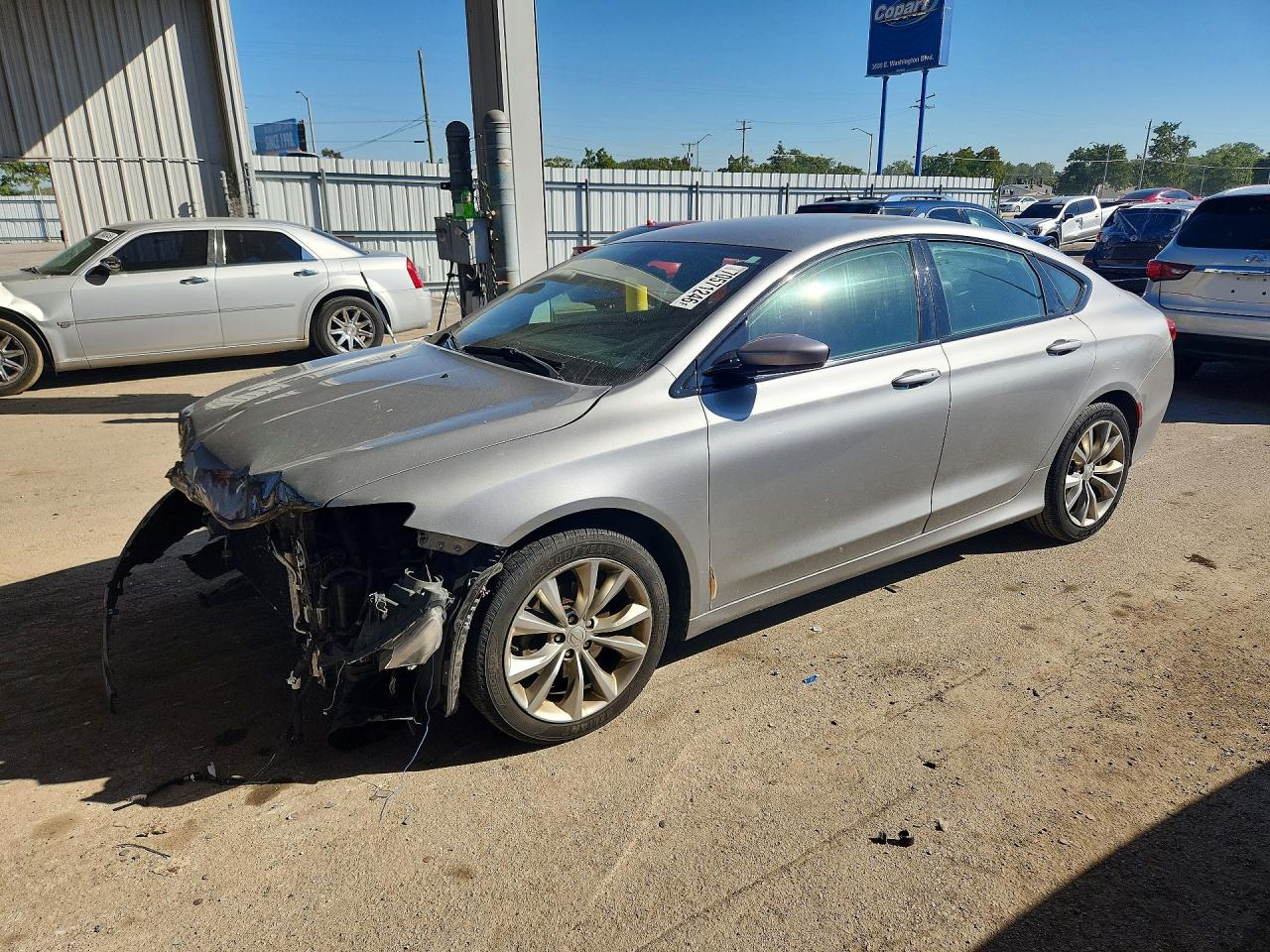 2015 CHRYSLER 200 S | 1C3CCCBB8FN655947 | UPCARS