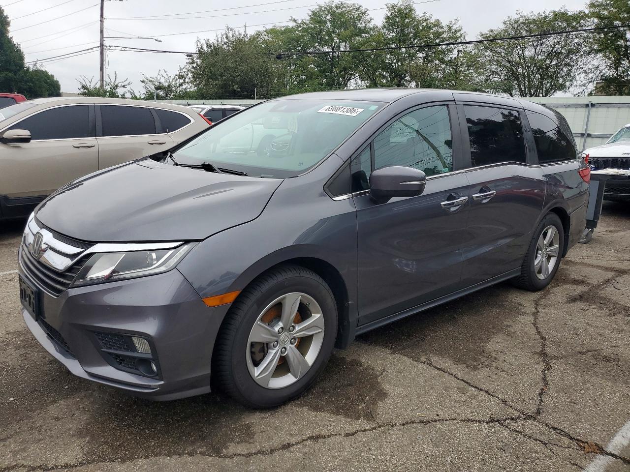 2018 HONDA ODYSSEY EXL | 5FNRL6H70JB073102 | UPCARS