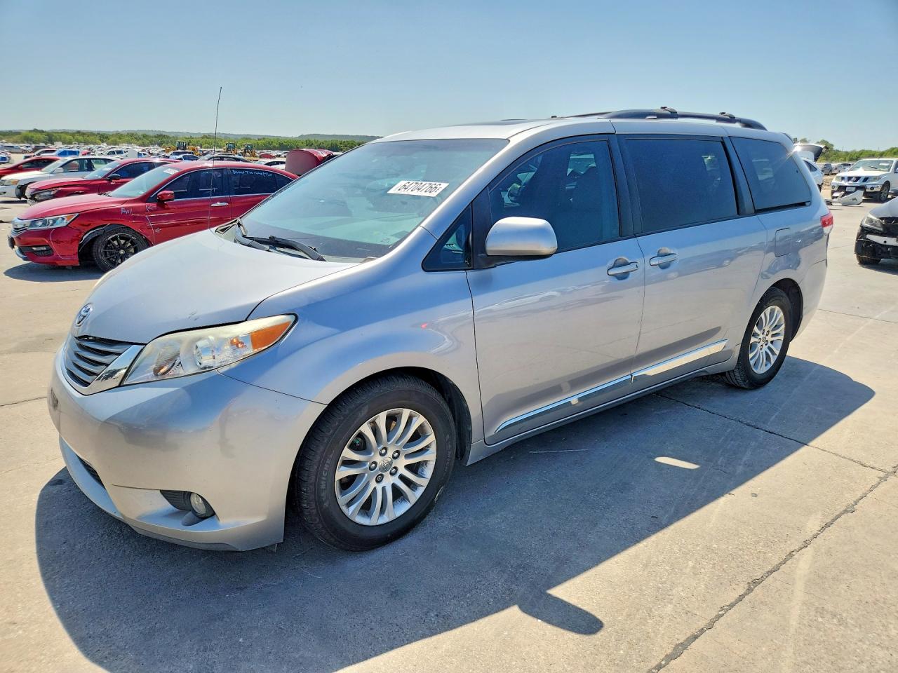 2013 TOYOTA SIENNA XLE 8-PASSENGER | 5TDYK3DC5DS395010 | UPCARS