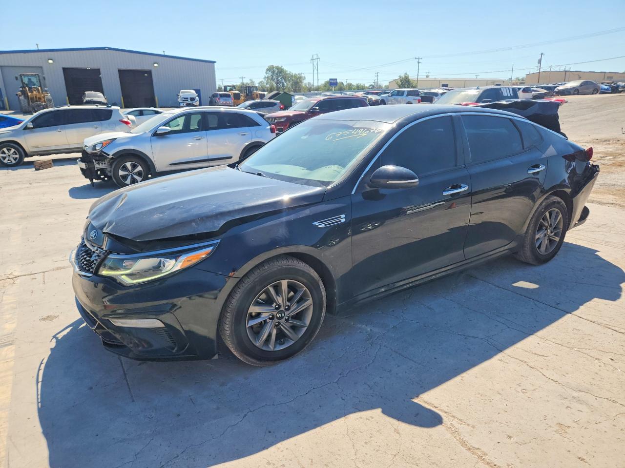 2020 KIA OPTIMA LX | 5XXGT4L38LG418392 | UPCARS