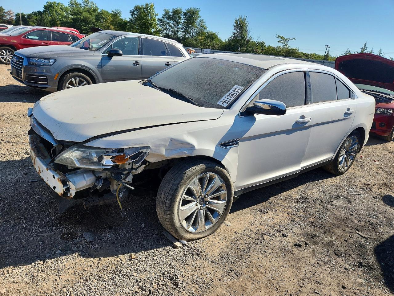 2011 FORD TAURUS LIMITED | 1FAHP2JW1BG142578 | UPCARS