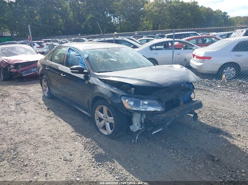 2013 VOLKSWAGEN PASSAT 2.5L SE | 1VWBP7A36DC016596 | UPCARS