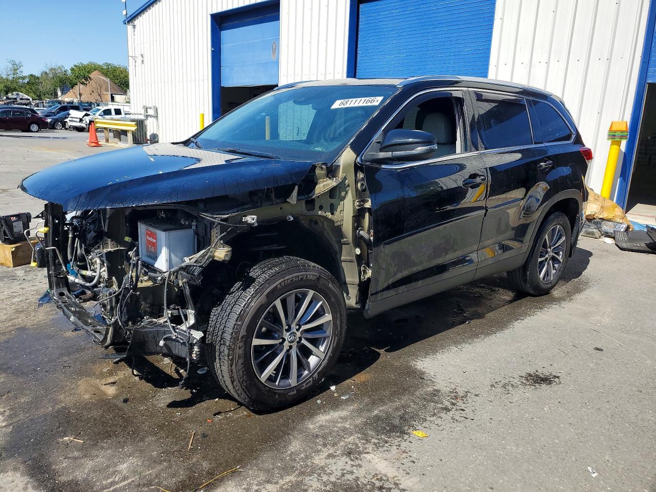 2019 TOYOTA HIGHLANDER XLE | 5TDJZRFH0KS581687 | UPCARS