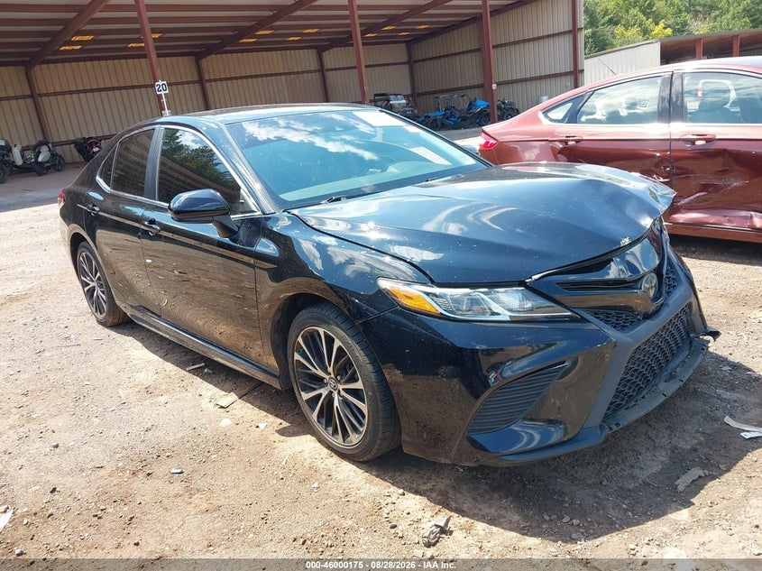 2018 TOYOTA CAMRY SE | 4T1B11HK1JU629242 | UPCARS