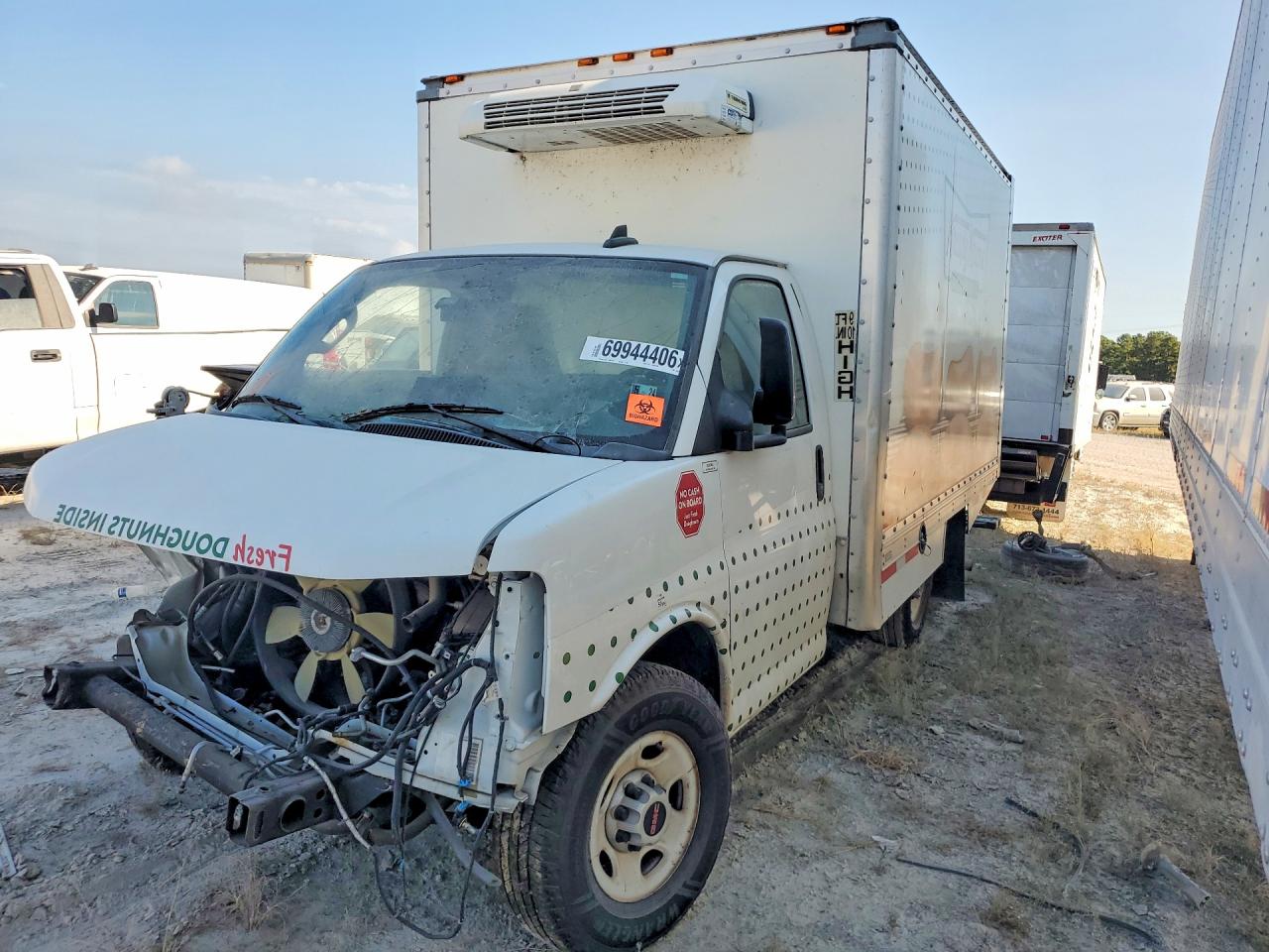 2023 GMC SAVANA REFRIGERATED BOX TRUCK | 1GD07RFP2P1102677 | UPCARS