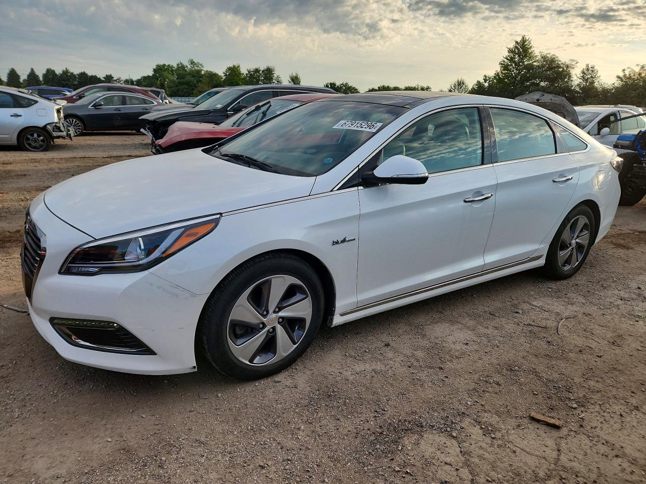 2016 HYUNDAI SONATA LIMITED | KMHE34L11GA026101 | UPCARS