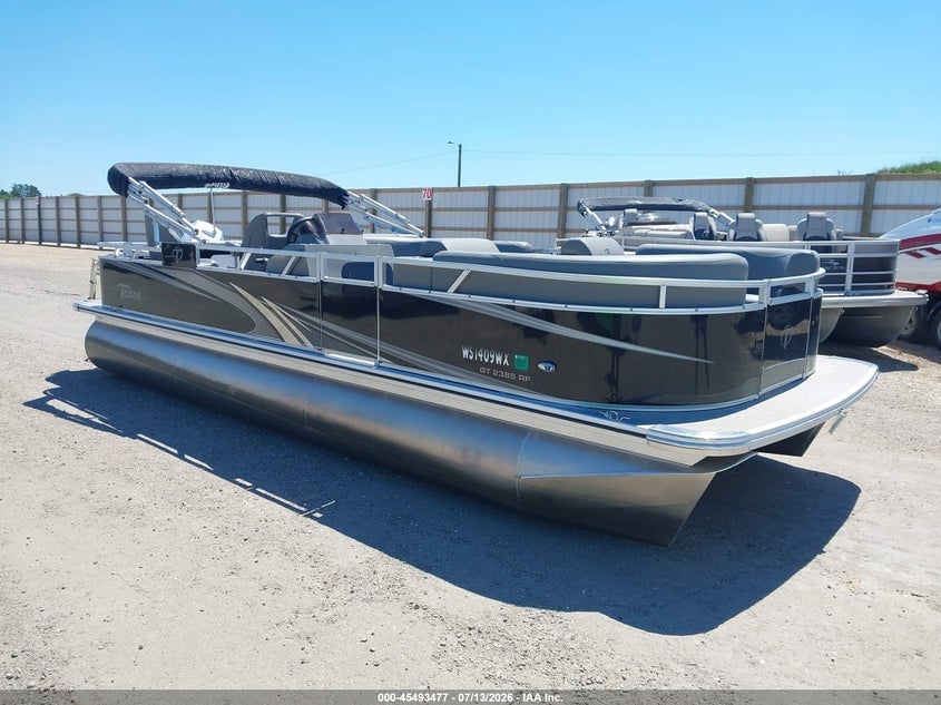 2021 TAHOE PONTOON OTHER | DVN16133F021 | UPCARS