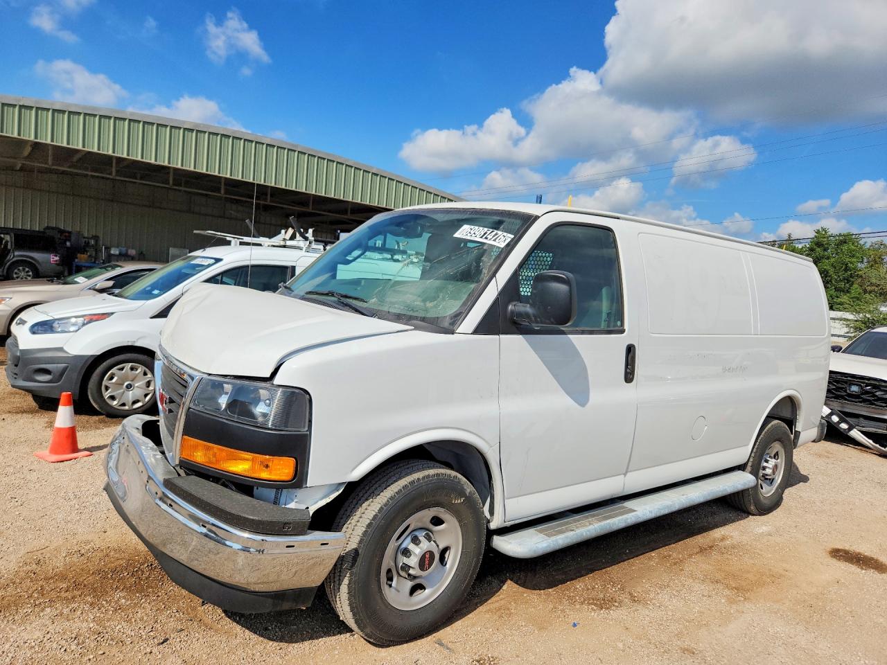 2026 GMC SAVANA G2500 | 1GTW7AFP4T1234687 | UPCARS