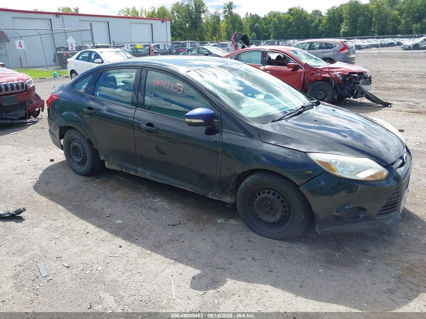 2012 FORD FOCU S | 1FAHP3E23CL461762 | UPCARS