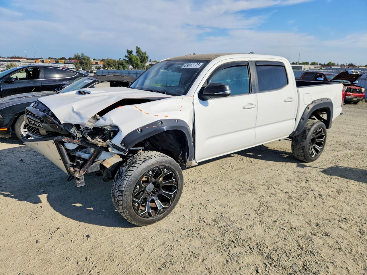2018 TOYOTA TACOMA TRD SPORT | 3TMCZ5AN3JM157840 | UPCARS