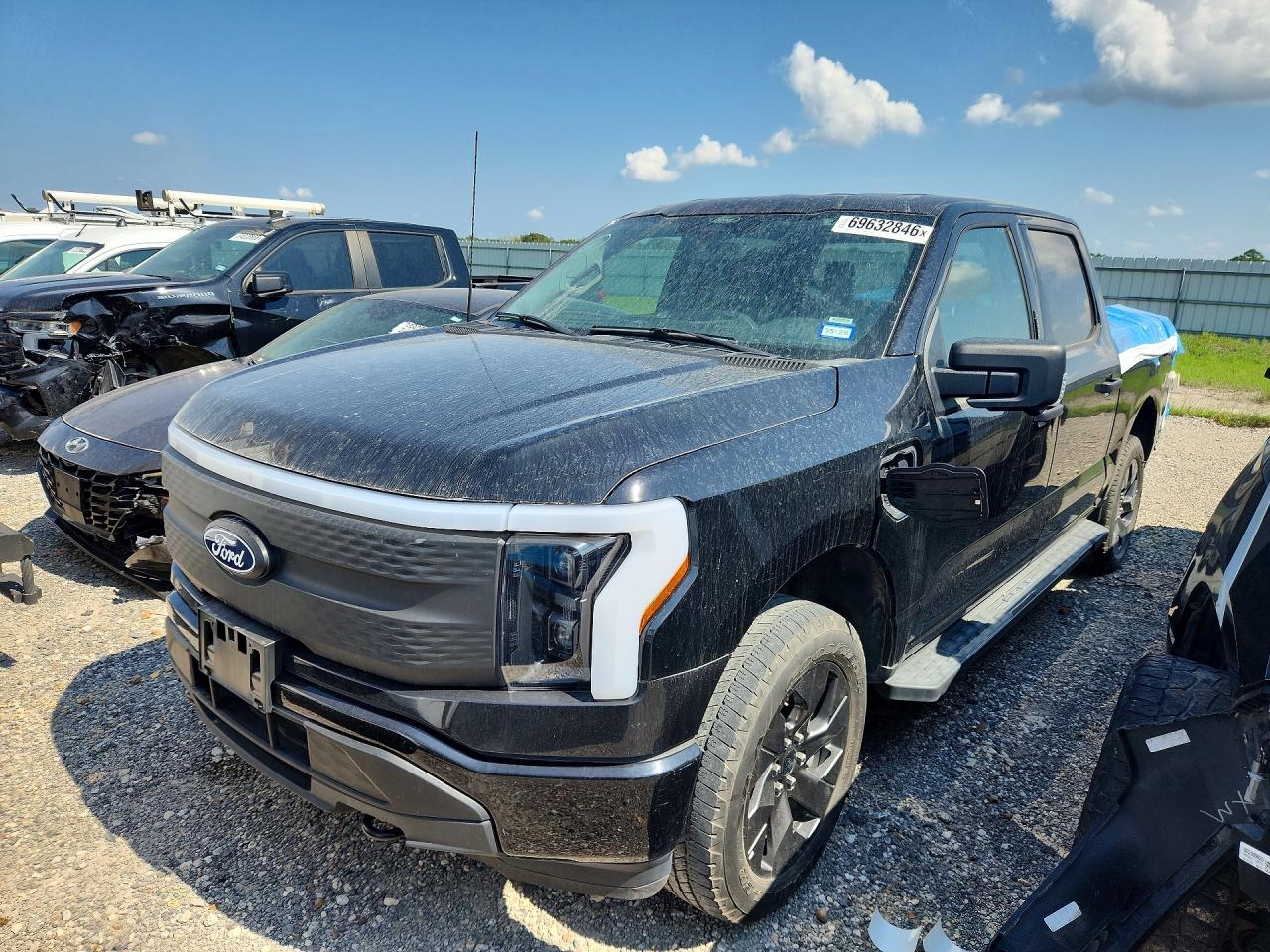 2024 FORD F150 LIGHTNING XLT | 1FTVW3LK8RWG06742 | UPCARS