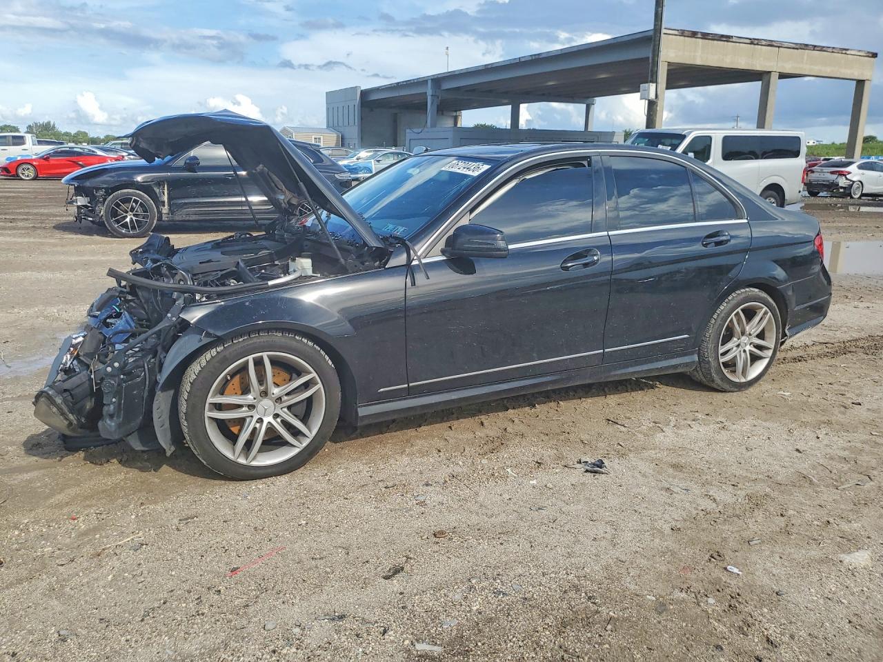 2013 MERCEDES-BENZ C-CLASS 300 4MATIC | WDDGF8AB5DR283661 | UPCARS