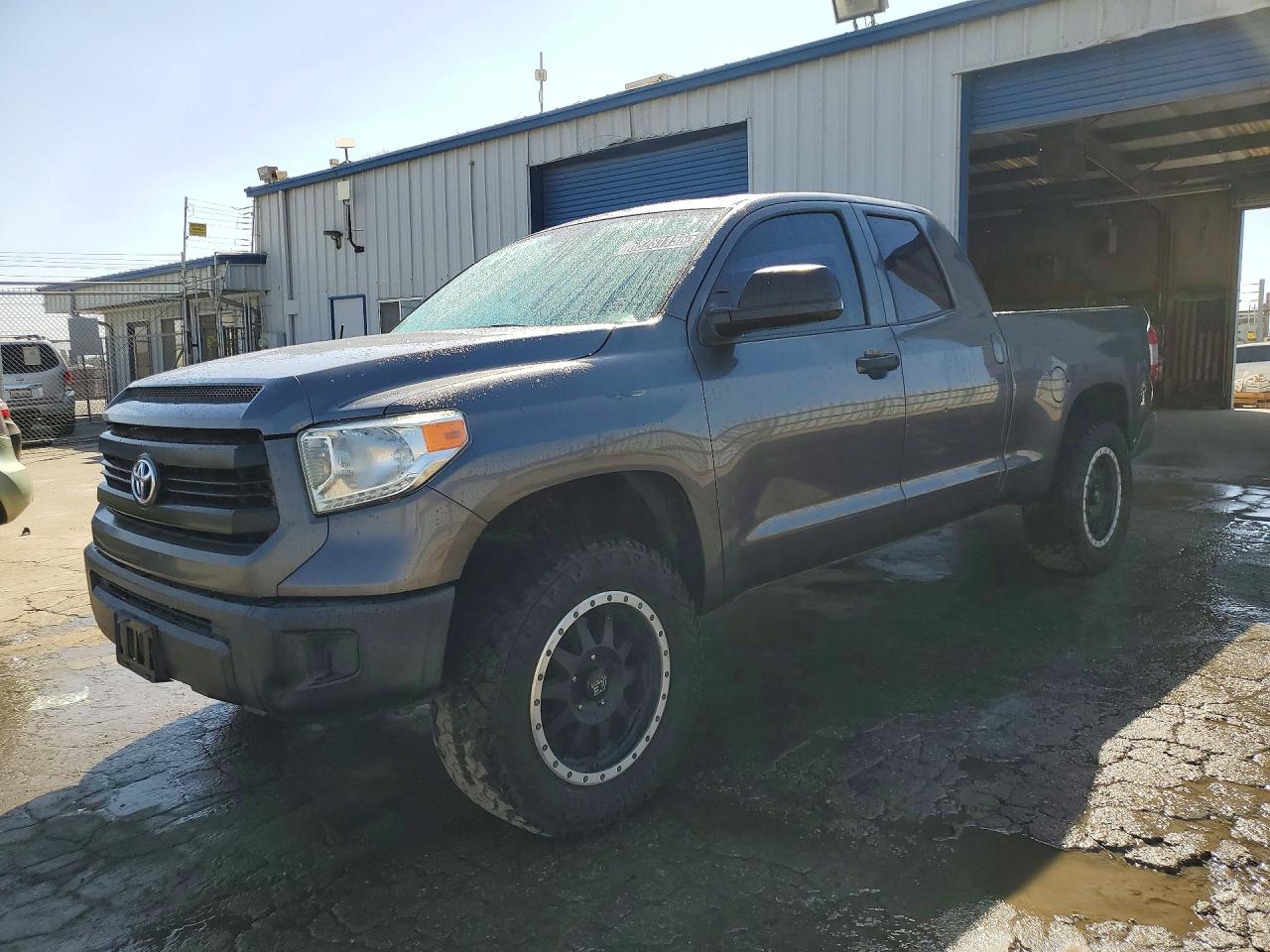 2014 TOYOTA TUNDRA SR | 5TFUM5F11EX056787 | UPCARS