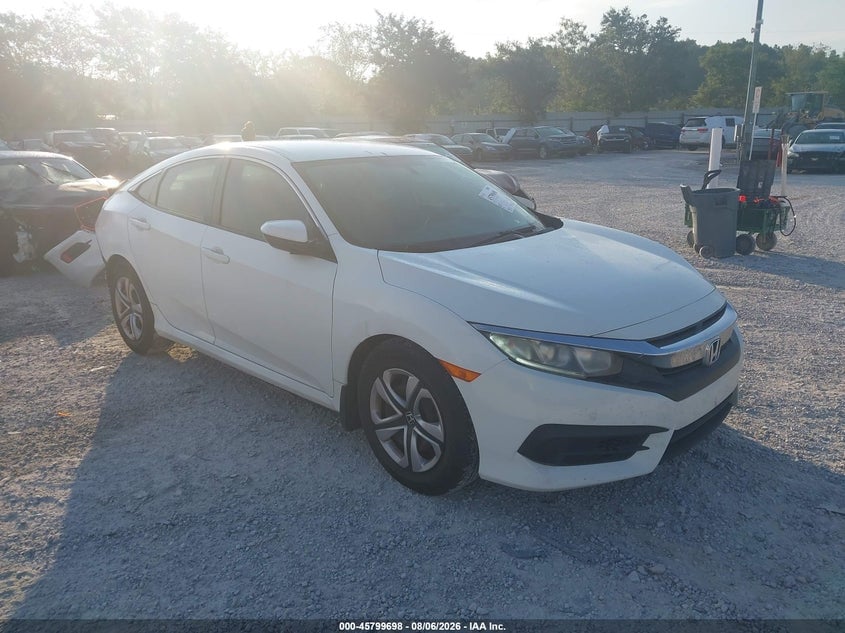 2018 HONDA CIVIC LX | 19XFC2F56JE008581 | UPCARS