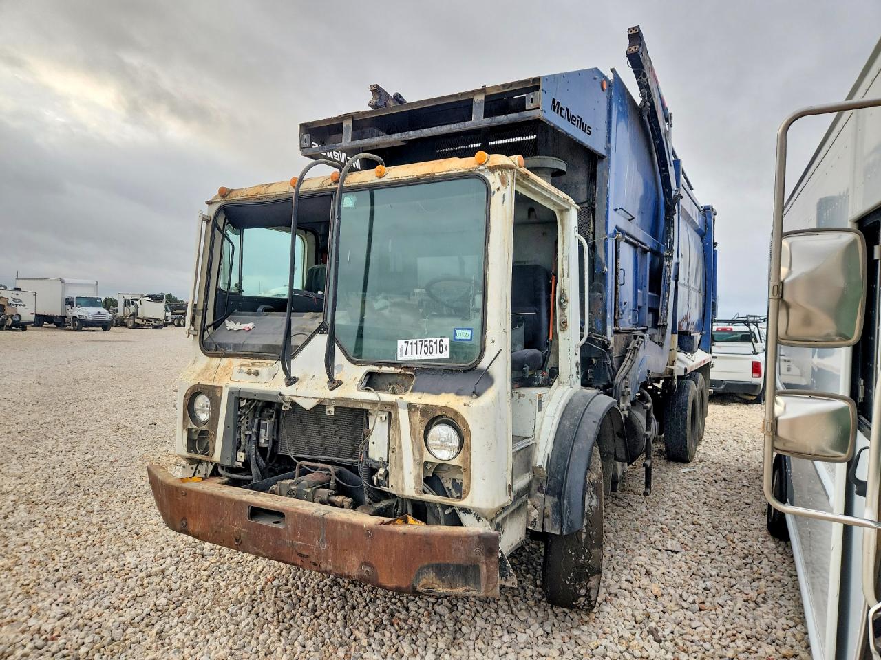 2010 MACK ALL OTHE REFUSE TRUCK | 1M2AV02C3AM005129 | UPCARS