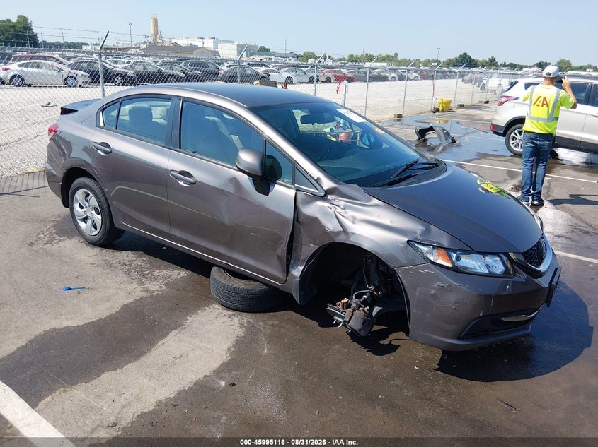 2013 HONDA CIVIC LX | 19XFB2F57DE095320 | UPCARS