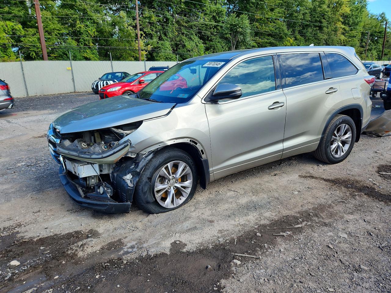 2015 TOYOTA HIGHLANDER LE PLUS | 5TDBKRFH4FS127277 | UPCARS