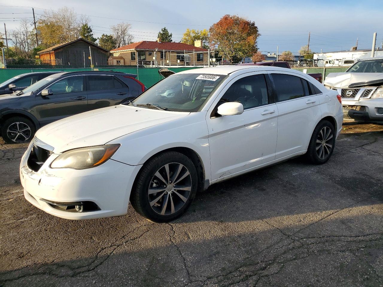 2013 CHRYSLER 200 LIMITED | 1C3CCBCG4DN628035 | UPCARS