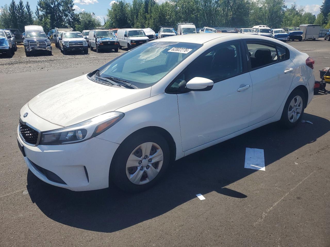 2018 KIA FORTE LX | 3KPFK4A77JE178763 | UPCARS