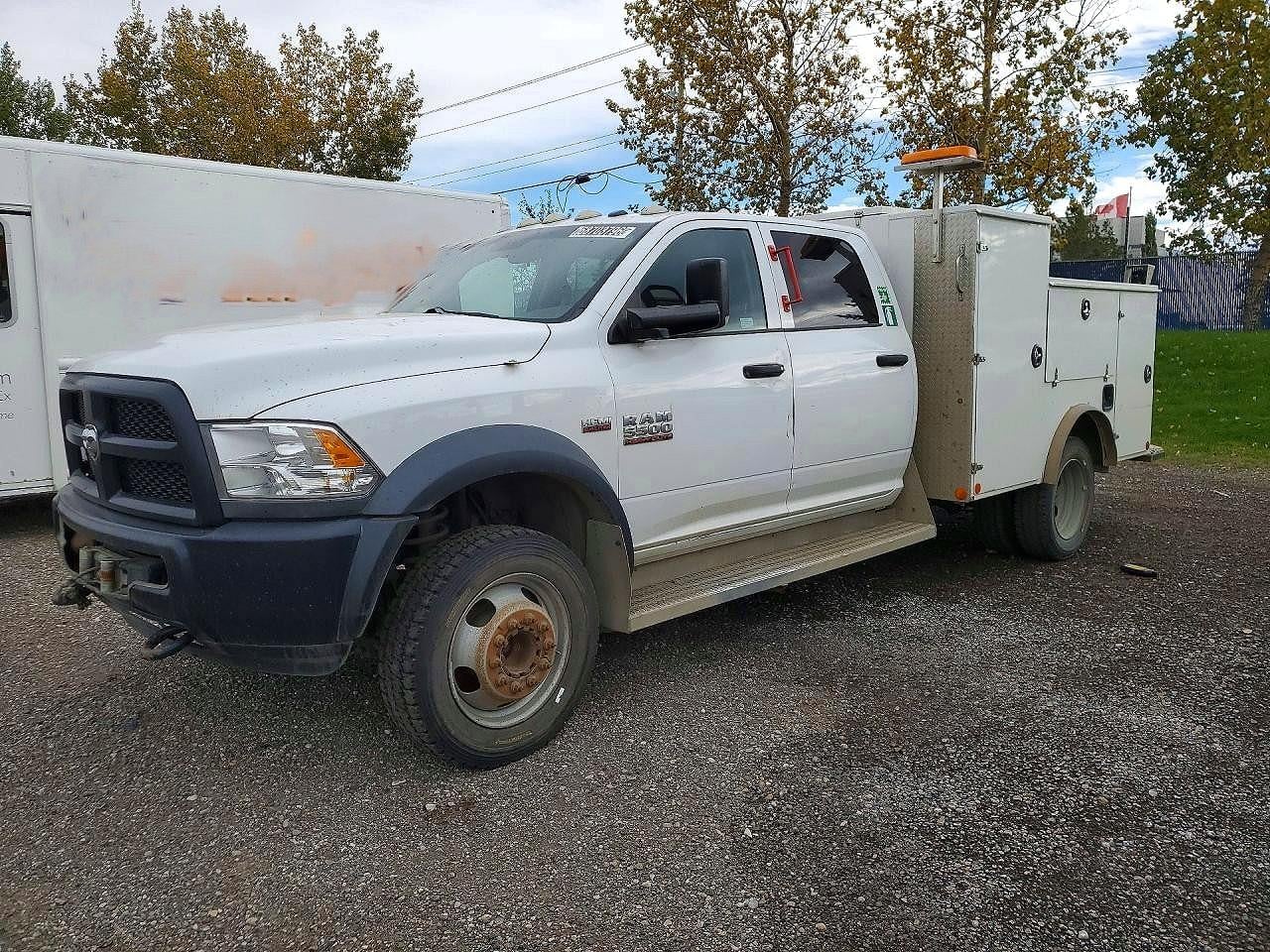 2015 RAM 5500 | 3C7WRNEJ2FG675127 | UPCARS