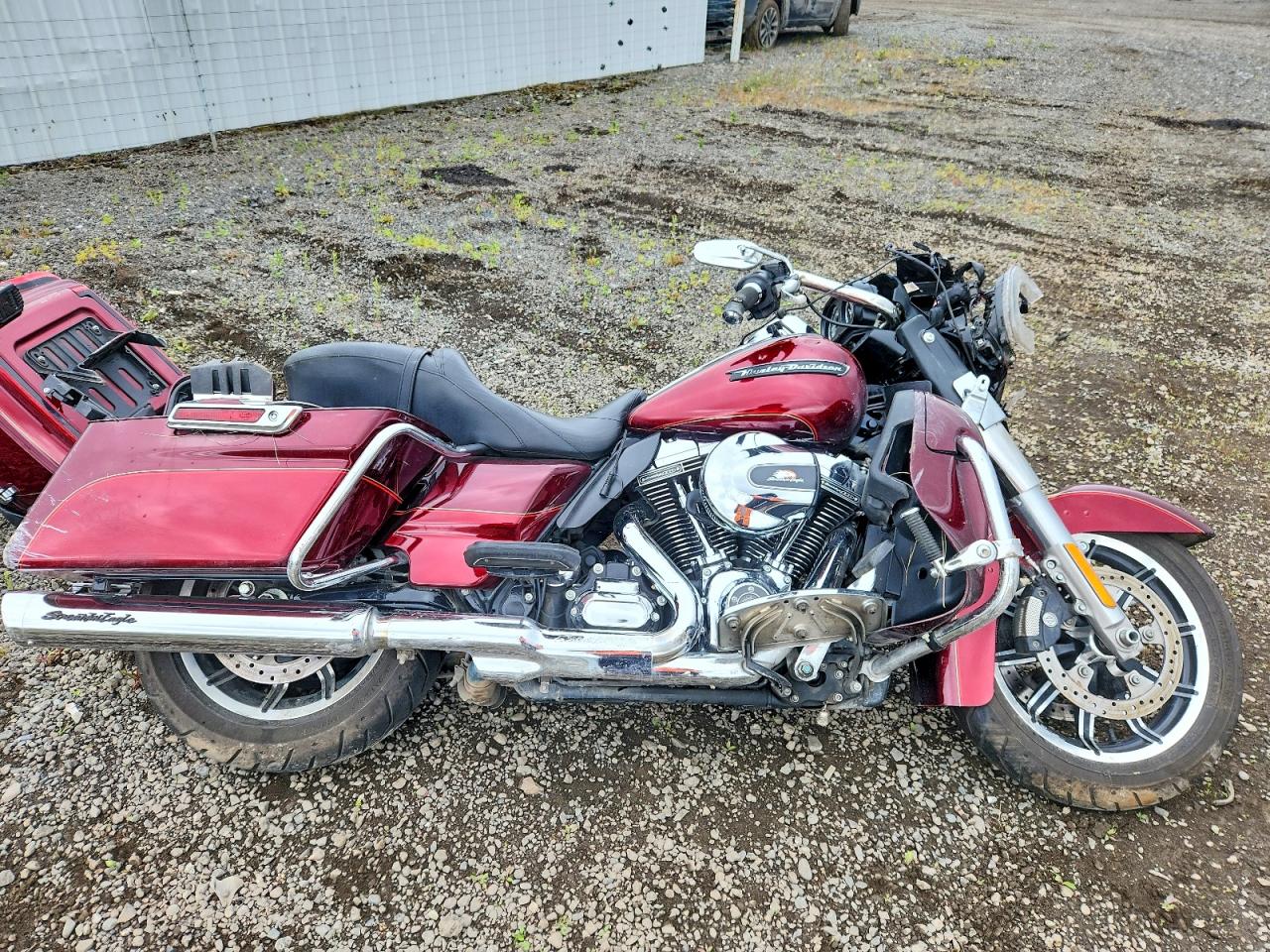 2016 HARLEY-DAVIDSON FL | 1HD1KGL14GB691557 | UPCARS